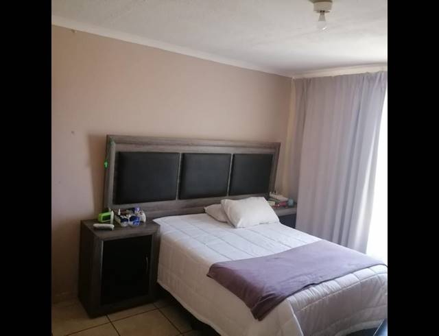 4 BEDROOM HOUSE FOR SALE IN SOSHANGUVE L